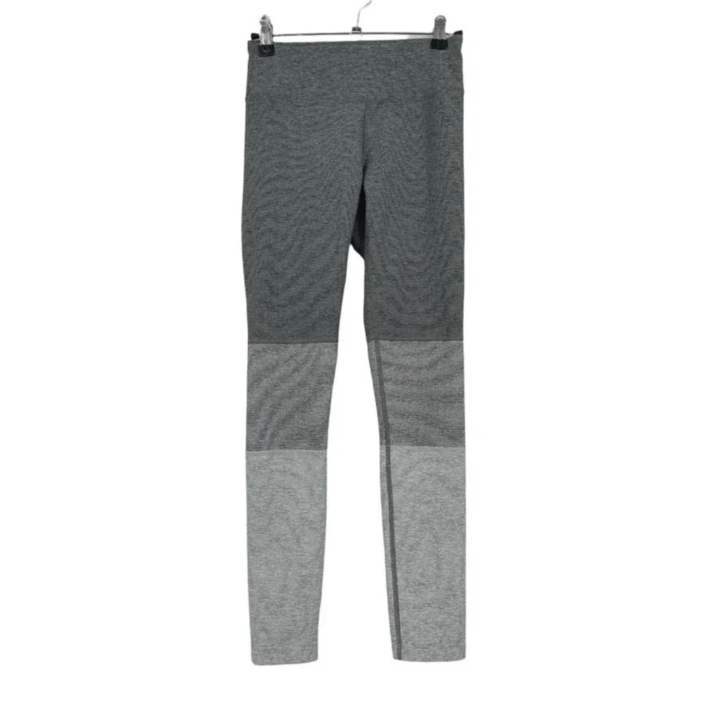 OUTDOOR VOICES Ombre Color Block Leggings 26" Inseam in Gray - Size XS EUC - Picture 3 of 8